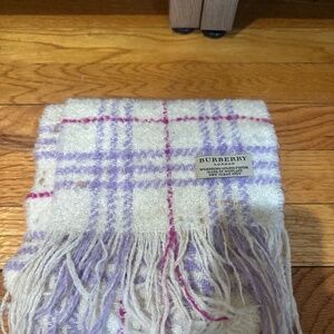 Authentic Burberry wool scarf